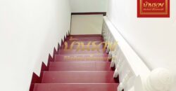 ทาวน์เฮ้าส์ 2 ชั้น *ถนนเมน หมู่บ้านภูมิใจนิเวศน์ 3 โครงการ 1 บ้านรีโนเวทใหม่ ใกล้สนามเด็กเล่น พร้อมเข้าอยู่