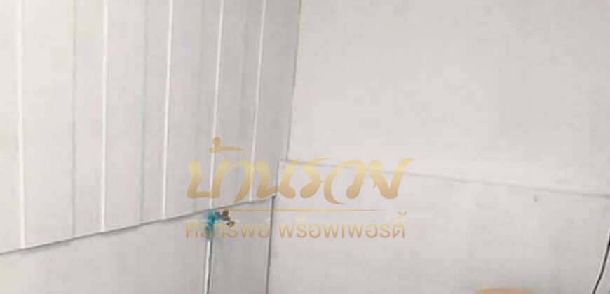 ทาวน์เฮ้าส์ 2 ชั้น *หลังมุม หมู่บ้านภูมิใจนิเวศน์ 2 พระสมุทรเจดีย์ พร้อมเข้าอยู่