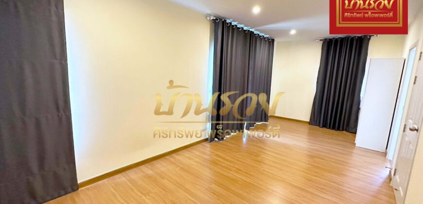 บ้านแฝด 2 ชั้น หมู่บ้านภัสสร ไพรด์ ศรีนครินทร์-เทพารักษ์ ซอย ทรัพย์บุญชัย ใกล้ทางด่วนวงแหวนกาญจนาภิเษก พร้อมเข้าอยู่