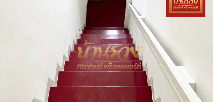 ทาวน์เฮ้าส์ 2 ชั้น *หลังมุม หมู่บ้านภูมิใจนิเวศน์ 3 โครงการ 2 บ้านรีโนเวทใหม่มีเนื้อที่ พร้อมเข้าอยู่