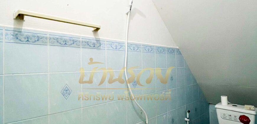 ทาวน์เฮ้าส์ 2 ชั้น *ถนนเมน หมู่บ้านภูมิใจนิเวศน์ 3 โครงการ 1 บ้านรีโนเวทใหม่ ใกล้สนามเด็กเล่น พร้อมเข้าอยู่