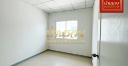 ทาวน์เฮ้าส์ 2 ชั้น หมู่บ้านภูมิใจนิเวศน์ 3 โครงการ 5 พระสมุทรเจดีย์ บ้านรีโนเวทใหม่ทั้งหลัง พร้อมเข้าอยู่