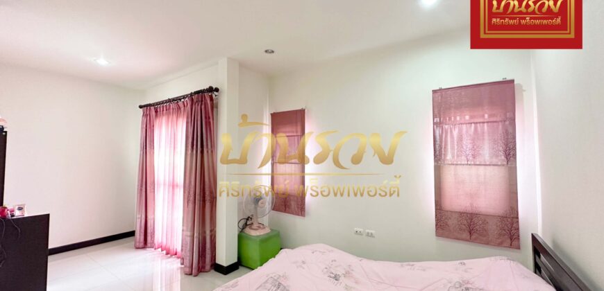 ทาวน์เฮ้าส์ 2 ชั้น *หลังมุม หมู่บ้าน นครทองลีฟวิ่ง ซอยเทศบาลบางปู 39 ใกล้นิคมอุตสาหกรรมบางปู