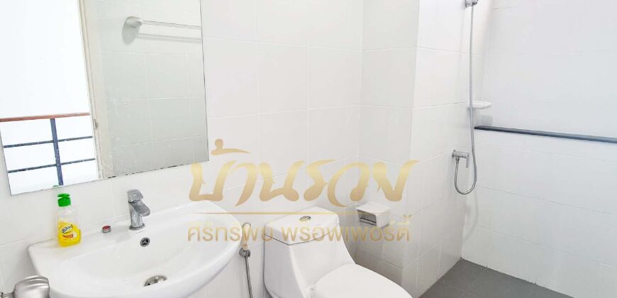 อาคารพาณิชย์ 3 ชั้นครึ่ง โครงการ เจบิช สุขุมวิท-เเพรกษา ใกล้โรงเรียนสารสาสน์สมุทรปราการ พร้อมเข้าอยู่