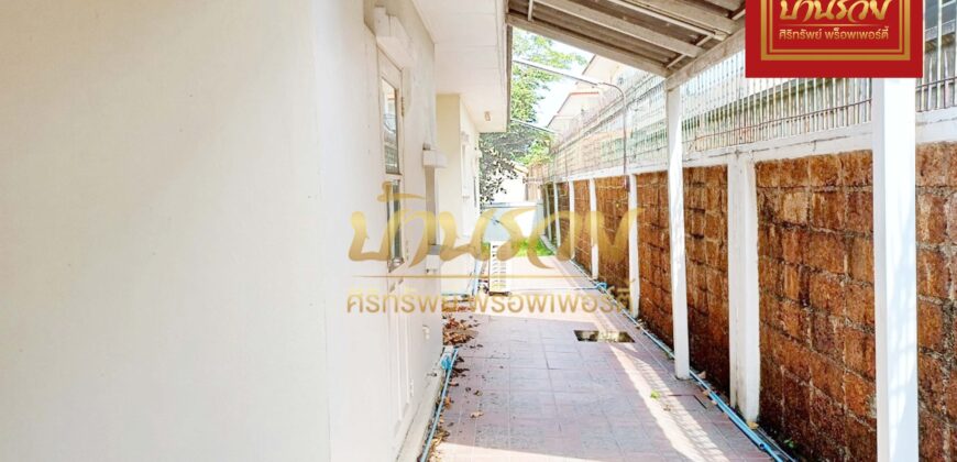 บ้านเดี่ยว 2 ชั้น หมู่บ้าน ชัยพฤกษ์ โครงการของแลนด์แอนเฮ้าส์ ซอยบางปลา 2 ใกล้วัดหลวงพ่อโตบางพลี ทำเลดีหน้าสวน