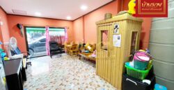 ทาวน์เฮ้าส์ 2 ชั้น หมู่บ้านสยามนิเวศน์ 2 ใกล้ถนนประชาอุทิศ-คู่สร้าง พร้อมเข้าอยู่