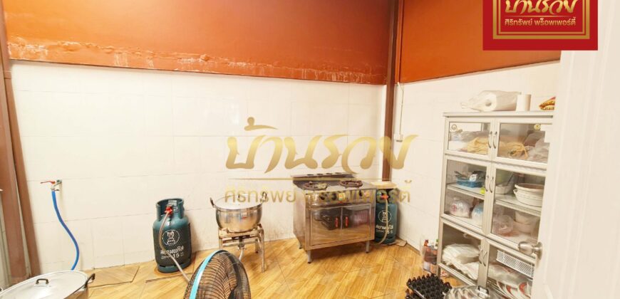 อาคารพาณิชย์ 3 ชั้นครึ่ง โครงการ เจบิช สุขุมวิท-เเพรกษา ใกล้โรงเรียนสารสาสน์สมุทรปราการ พร้อมเข้าอยู่