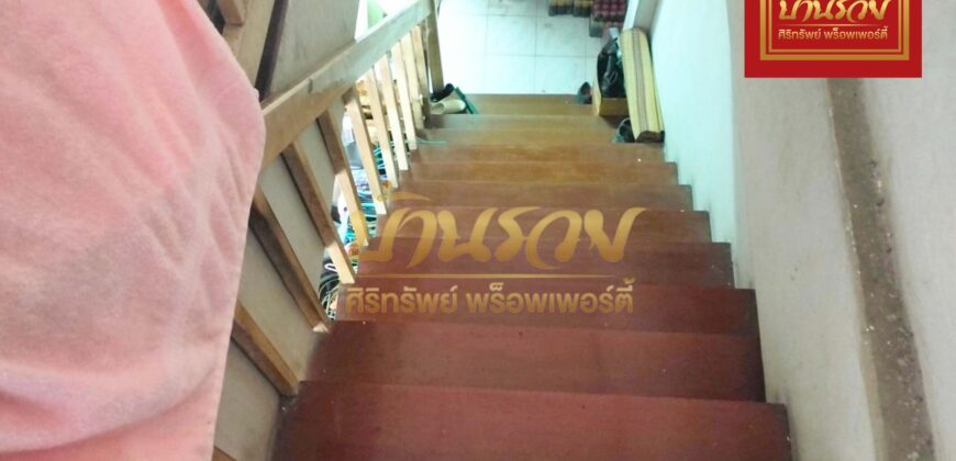 ทาวน์เฮ้าส์ 2 ชั้น ซอยอุ่นอารีย์ ถนนแพรกษา ใกล้รถไฟฟ้าสายสีเขียวและโรบินสันสมุทรปราการ