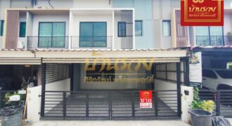 ทาวน์เฮ้าส์ 2 ชั้น หมู่บ้านเดอะคอนเนค สุวรรณภูมิ 2 ซอยกิ่งแก้ว 37 ถนนกิ่งแก้ว รีโนเวทใหม่ พร้อมเข้าอยู่