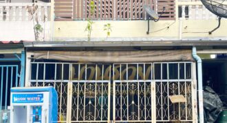 ตึกแถว 2 ชั้น *ถนนเมน หมู่บ้านแสงปัญญา ถนนแพรกษา ใกล้นิคมอุตสาหกรรมบางปู พร้อมเข้าอยู่