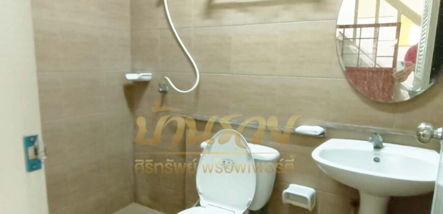 ทาวน์เฮ้าส์ 2 ชั้น *หลังมุม หมู่บ้าน พิศาล บางกระดี่ โครงการ 2 ใกล้ถนนพระราม 2