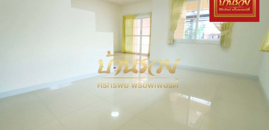 ทาวน์เฮ้าส์ 2 ชั้น *หลังมุม หมู่บ้าน พิศาล บางกระดี่ โครงการ 2 ใกล้ถนนพระราม 2