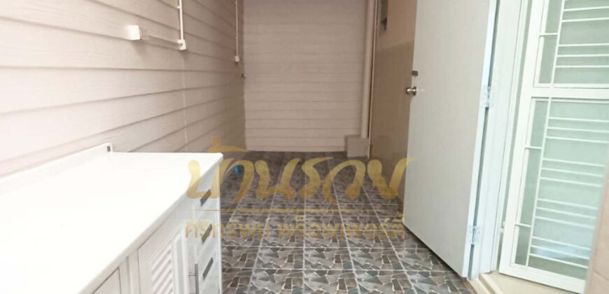 ทาวน์เฮ้าส์ 2 ชั้น *หลังมุม หมู่บ้าน พิศาล บางกระดี่ โครงการ 2 ใกล้ถนนพระราม 2