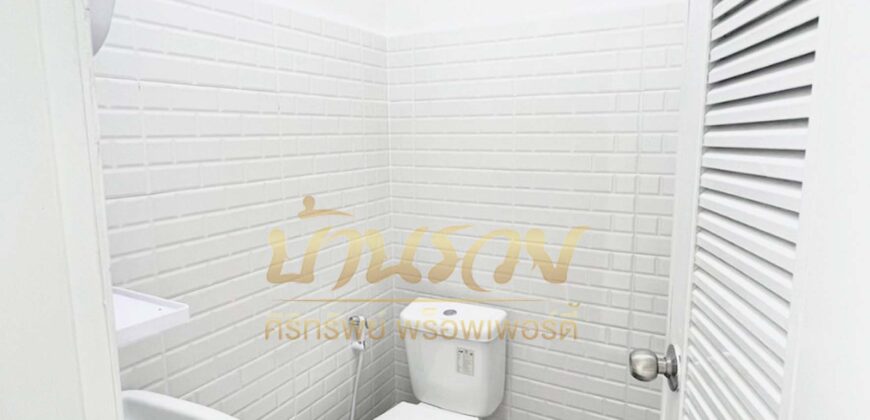 ทาวน์เฮ้าส์ 2 ชั้น หมู่บ้านวิวัฒน์โฮม ซอยเทศบาลบางปู 40 ทำเลดีใกล้รถไฟฟ้าสถานีแพรกษา รีโนเวทใหม่พร้อมเข้าอยู่