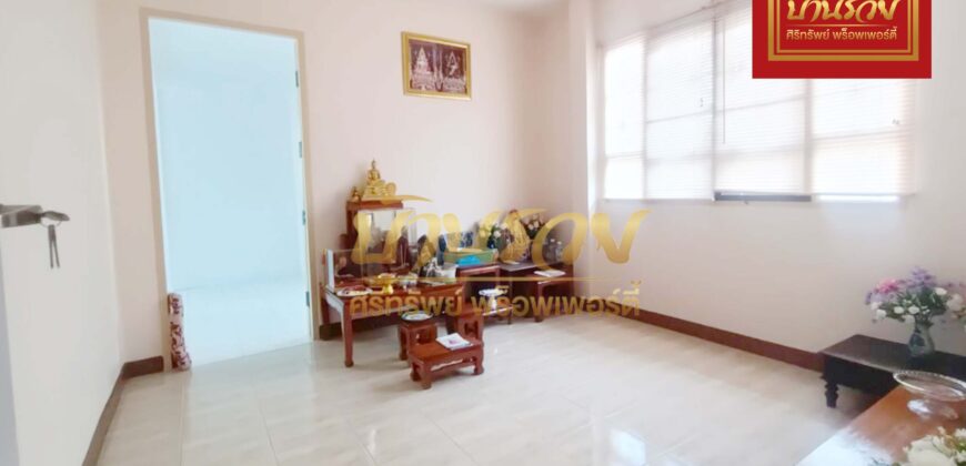 บ้านเดี่ยว 2 ชั้น หมู่บ้าน สิรินดา บางกระดี่ 34 ใกล้ถนนพระราม 2 และใกล้ทางด่วนเฉลิมมหานคร