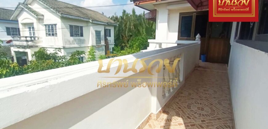 ห้องเช่า 2 ชั้น พร้อมส่งกิจการต่อ ห่างสถานีรถไฟฟ้า โรงเรียนนายเรือ เพียง 500 เมตร