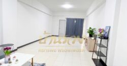 คอนโดบ้านเทพารักษ์ 3 ตึก 5 ชั้น 9 ถนนเทพารักษ์ – สำโรง ใกล้สี่แยกเทพารักษ์และรถไฟฟ้า พร้อมเข้าอยู่