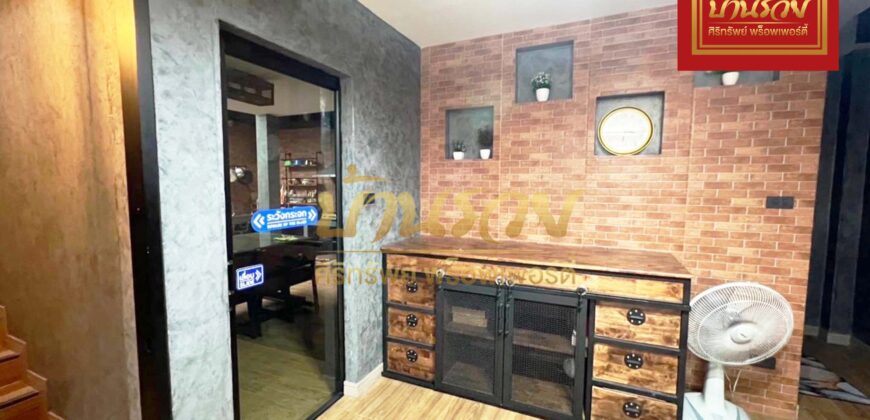 บ้านเดี่ยว 2 ชั้น หมู่บ้านเด่นชัย ซอยมังกร – แพรกษา ใกล้นิคมอุตสาหกรรมบางปูและทางด่วนกาญขนาภิเษก
