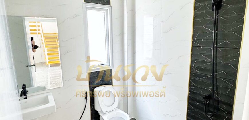 บ้านเดี่ยว 2 ชั้น หมู่บ้านไอริส ออคิด พาร์ค ใกล้โลตัส ศรีนครินทร์ รีโนเวทใหม่ทั้งหลัง พร้อมเข้าอยู่