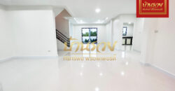 บ้านเดี่ยว 2 ชั้น หมู่บ้านกฤษดาซิตี้ เลค แอนด์พาร์ค เทพารักษ์ กม.16 ใกล้รพ.จุฬารัตน์ 3 รีโนเวทใหม่พร้อมเข้าอยู่