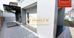 บ้านเดี่ยว 2 ชั้น หมู่บ้านไอริส ออคิด พาร์ค ใกล้โลตัส ศรีนครินทร์ รีโนเวทใหม่ทั้งหลัง พร้อมเข้าอยู่