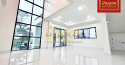 บ้านเดี่ยว 2 ชั้น หมู่บ้านกฤษดาซิตี้ เลค แอนด์พาร์ค เทพารักษ์ กม.16 ใกล้รพ.จุฬารัตน์ 3 รีโนเวทใหม่พร้อมเข้าอยู่