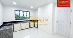 บ้านเดี่ยว 2 ชั้น หมู่บ้านกฤษดาซิตี้ เลค แอนด์พาร์ค เทพารักษ์ กม.16 ใกล้รพ.จุฬารัตน์ 3 รีโนเวทใหม่พร้อมเข้าอยู่