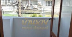 ทาวน์เฮ้าส์ 2 ชั้น หมู่บ้าน ลัลลี่วิลล์ 1 ซอยมังกร – เทพารักษ์ บ้านรีโนเวทใหม่ ใกล้ทางด่วนกาญจนาภิเษก พร้อมเข้าอยู่