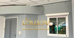 ทาวน์เฮ้าส์ 1 ชั้น หมู่บ้านธันยพฤกษ์ คลอง 7 ธัญบุรี รีโนเวทใหม่ทั้งหลัง พร้อมเข้าอยู่