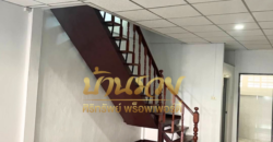 ทาวน์เฮ้าส์ 2 ชั้น *ถนนเมน หมู่บ้านจิตภาวรรณ 11 ธัญบุรี รีโนเวทใหม่ทั้งหลัง พร้อมเข้าอยู่