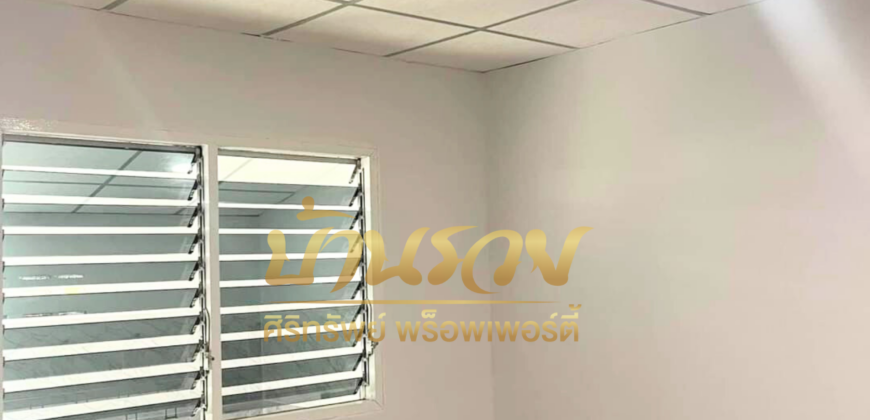 ทาวน์เฮ้าส์ 1 ชั้น หมู่บ้านธันยพฤกษ์ คลอง 7 ธัญบุรี รีโนเวทใหม่ทั้งหลัง พร้อมเข้าอยู่
