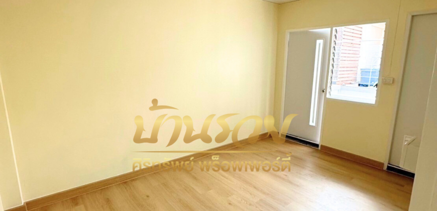 ทาวน์เฮ้าส์ 2 ชั้น หมู่บ้านเฟื่องฟ้าวิลล่า 2 ศรีนครินทร์ – เทพารักษ์ ใกล้สี่แยกเทพารักษ์ รีโนเวทใหม่ทั้งหลังพร้อมเข้าอยู่