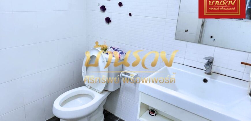 ทาวน์เฮ้าส์ 2 ชั้น หมู่บ้านเดอะคอนเนค12A สุวรรณภูมิ เฟส 1 ซอยกิ่งแก้ว 37 ใกล้สนามบินสุวรรณภูมิ พร้อมเข้าอยู่