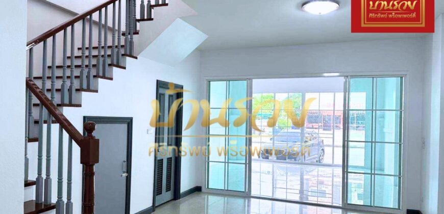 อาคารพาณิชย์ #ติดถนนใหญ่ หมู่บ้านปัญญาซิตี้สแควร์ ถ.รามอินทรา เขตคลองสามวา รีโนเวทใหม่ทั้งหลัง วัสดุพรีเมี่ยม