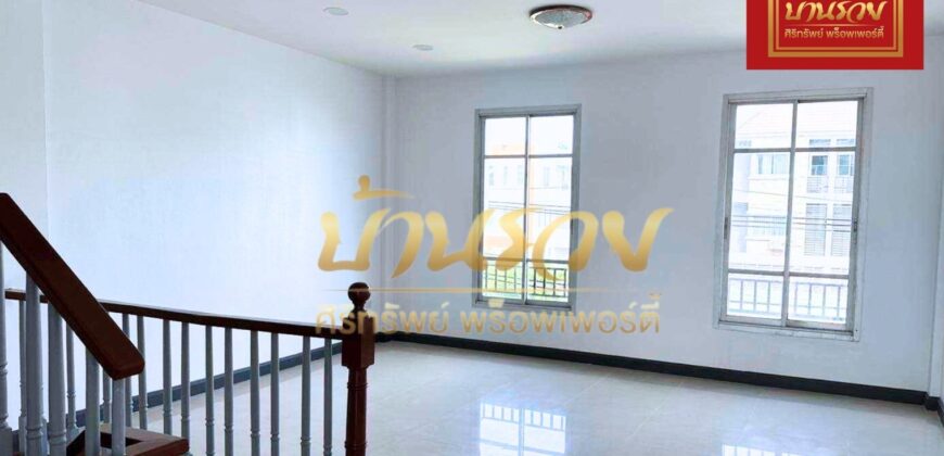 อาคารพาณิชย์ #ติดถนนใหญ่ หมู่บ้านปัญญาซิตี้สแควร์ ถ.รามอินทรา เขตคลองสามวา รีโนเวทใหม่ทั้งหลัง วัสดุพรีเมี่ยม