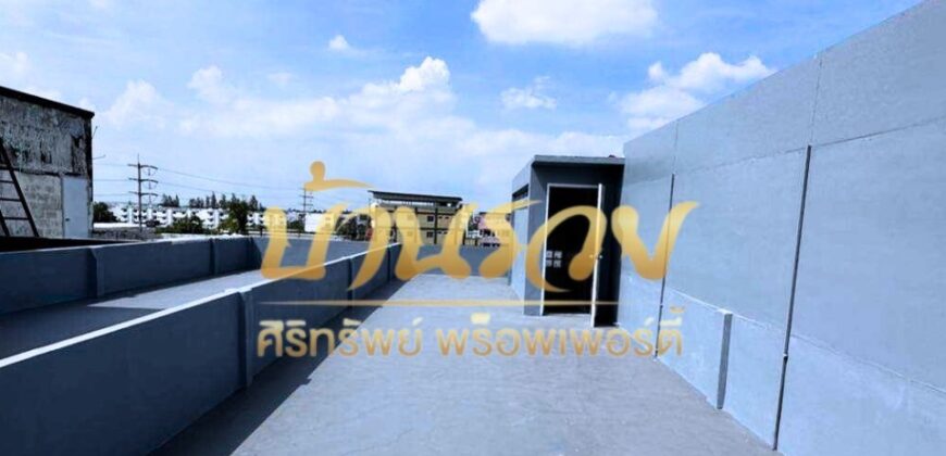 อาคารพาณิชย์ 4 ชั้น หมู่บ้านรุ่งนภาเพลส ซอยร่มเกล้า 16 ใกล้ Airport link สถานีลาดกระบัง เปลี่ยนวัสดุรีโนเวทใหม่ วัสดุพรีเมี่ยม