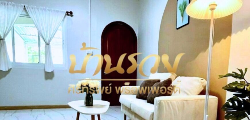 ทาวน์เฮ้าส์ 2 ชั้น ถนนเมน หมู่บ้านพฤกษา 34 ซอยประชาอุทิศ 90 (ซอยกระทิงแดง ใกล้ทางด่วนสุขสวัสดิ์ กม.9 บ้านรีโนเวทใหม่ พร้อมตกแต่งเฟอร์นิเจอร์ทั้งหลัง