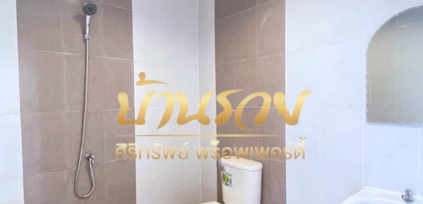 ทาวน์เฮ้าส์ 2 ชั้น หมู่บ้านไทยสมบูรณ์ ถนนประชาอุทิศ 90 ใกล้ทางด่วนสุขสวัสดิ์ บ้านรีโนเวทใหม่พร้อมเข้าอยู่