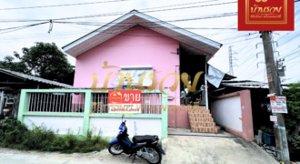 ห้องเช่า 1 ชั้น 5 ห้อง ขายพร้อมผู้เช่า ซอยสวนสนบางปลา ใกล้ตลาดเรือบิน