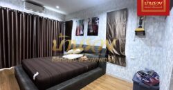 บ้านแฝด 2ชั้น หมู่บ้าน เอเรส แพรกษา ใกล้นิคมบางปู ตกแต่งใหม่พร้อมเข้าอยู่