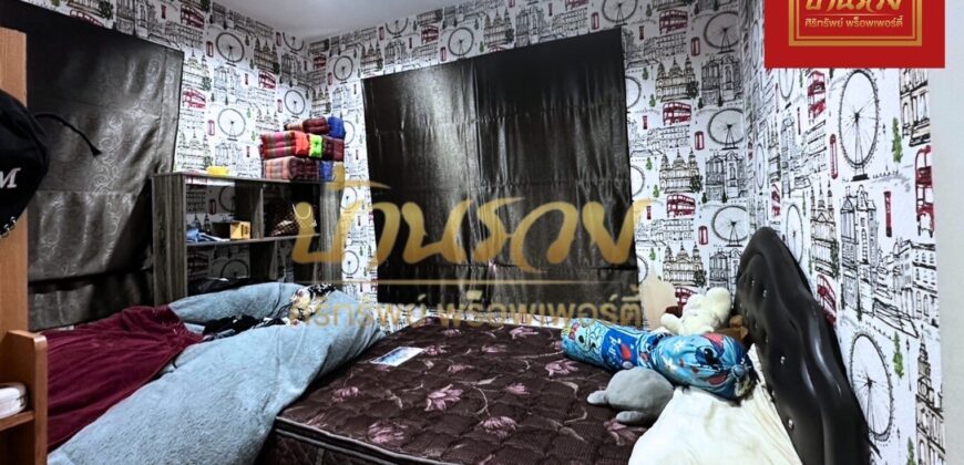 บ้านแฝด 2ชั้น หมู่บ้าน เอเรส แพรกษา ใกล้นิคมบางปู ตกแต่งใหม่พร้อมเข้าอยู่