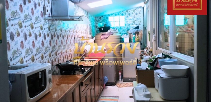 ทาวน์เฮ้าส์ 2 ชั้น หมู่บ้าน พฤกษา เนเชอร่า สุขุมวิท-แพรกษา ตกแต่งพร้อมเข้าอยู่