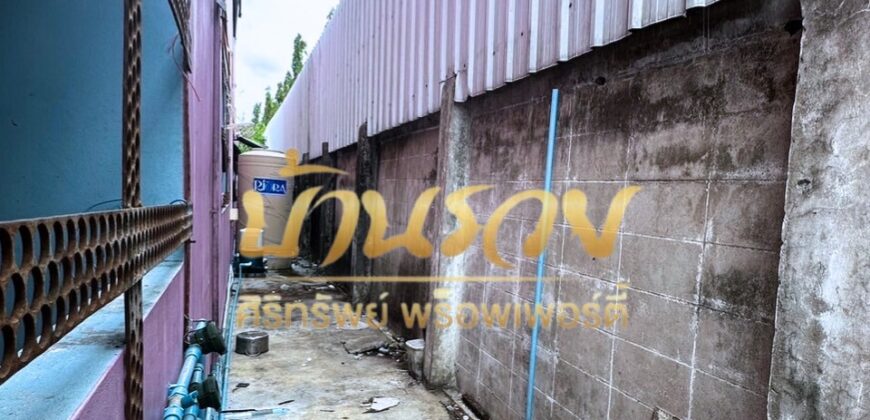 ห้องเช่า 2ชั้น 12 ห้อง ขายพร้อมผู้เช่า ซอยสวนสนบางปลา ใกล้ตลาดเรือบิน