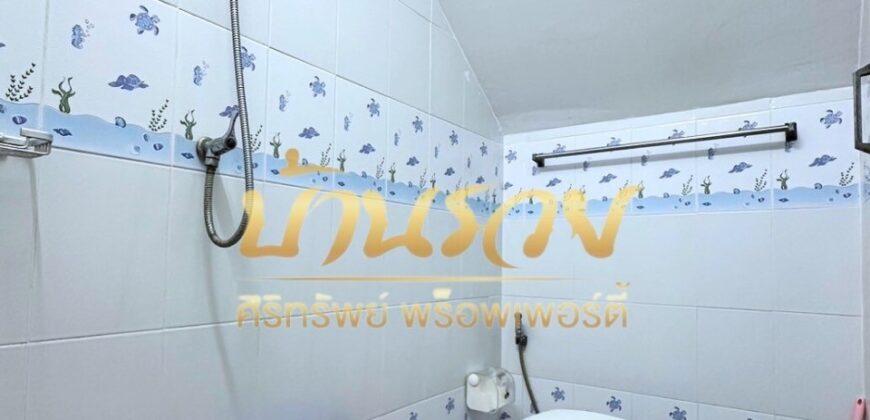 ตึก2ชั้น 5ห้อง ซอยหมู่บ้านร่มเย็น3(ชุมชนเฟื่องฟ้า) ใกล้BTSแพรกษา ห่างถนนสุขุมวิทเพียง 200เมตร