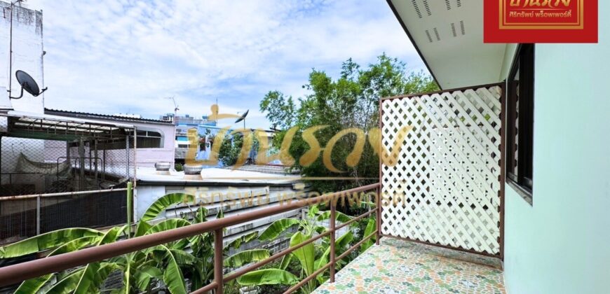 ตึก2ชั้น 5ห้อง ซอยหมู่บ้านร่มเย็น3(ชุมชนเฟื่องฟ้า) ใกล้BTSแพรกษา ห่างถนนสุขุมวิทเพียง 200เมตร