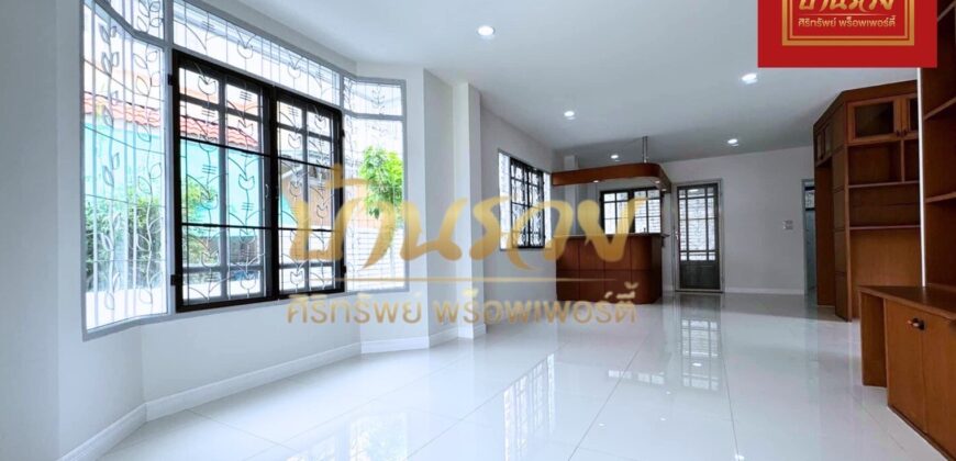 บ้านเดี่ยว 2 ชั้น ม.วรารมย์ ซอยประชาอุทิศ 98 สุขสวัสดิ์ ใกล้ทางด่วนกาญจนาภิเษก บ้านรีโนเวทใหม่ทั้งหลัง