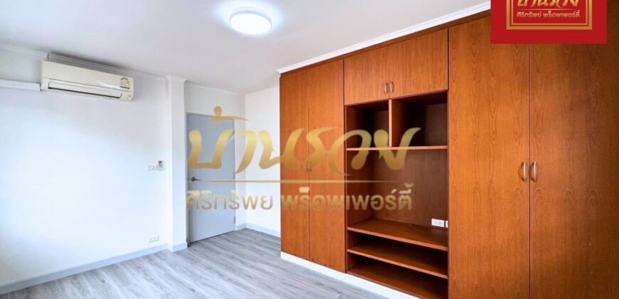 บ้านเดี่ยว 2 ชั้น ม.วรารมย์ ซอยประชาอุทิศ 98 สุขสวัสดิ์ ใกล้ทางด่วนกาญจนาภิเษก บ้านรีโนเวทใหม่ทั้งหลัง