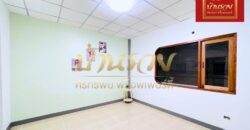 ทาวน์เฮ้าส์ 2 ชั้น หมู่บ้านชายคลอง เทพารักษ์ กม.25 (ซอยคิงคอง) ใกล้นิคมบางพลี บ้านรีโนเวทใหม่ ตกแต่งพร้อมเข้าอยู่