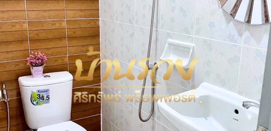 ทาวน์เฮ้าส์ 2 ชั้น หมู่บ้านชายคลอง เทพารักษ์ กม.25 (ซอยคิงคอง) ใกล้นิคมบางพลี บ้านรีโนเวทใหม่ ตกแต่งพร้อมเข้าอยู่