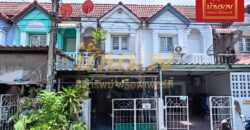 ทาวน์เฮ้าส์ 2 ชั้น หมู่บ้านวิวัฒน์โฮม ซอยเทศบาลบางปู 40 (ซอยโตโย)​ทำเลดีใกล้รถไฟฟ้าสถานีแพรกษา พร้อมเข้าอยู่